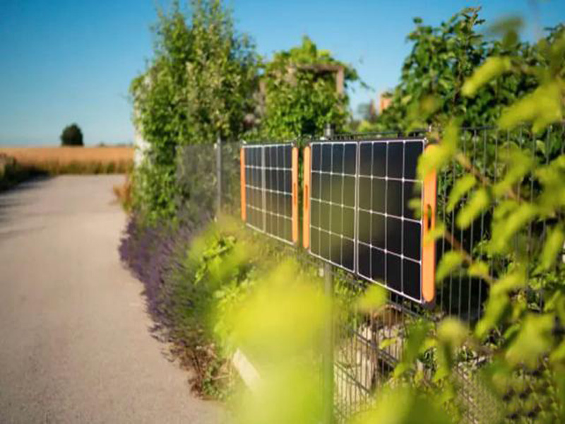 Die Überkapazität an Photovoltaik führt dazu, dass europäische Haushalte sie als Gartenzäune nutzen